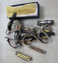 Wristwatches, comprising pocket knives, watch chains, etc.