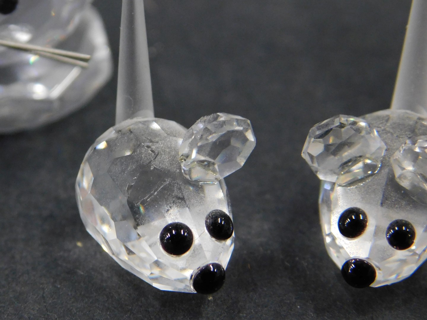 Six Swarovski crystal mice figures, comprising large mouse with wire tail 10cm high, small mouse wit - Image 2 of 3