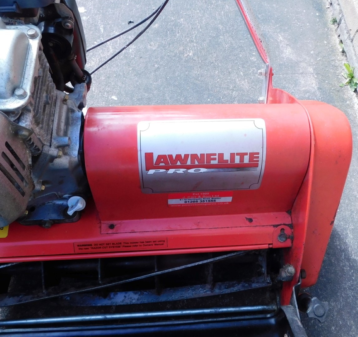 A Lawnflite Pro cylinder mower, with Honda GC160 5.0 engine. - Image 3 of 4