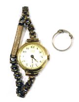 A Beyer of Zurich 9ct gold cased ladies wristwatch, with a gold coloured numeric dial, 1.5cm wide, o