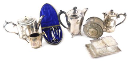 A quantity of silver plated wares, to include a preserve pot with hinged lid.