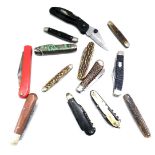 A collection of penknives, to include horn handled, wooden handled and others. (1 box)