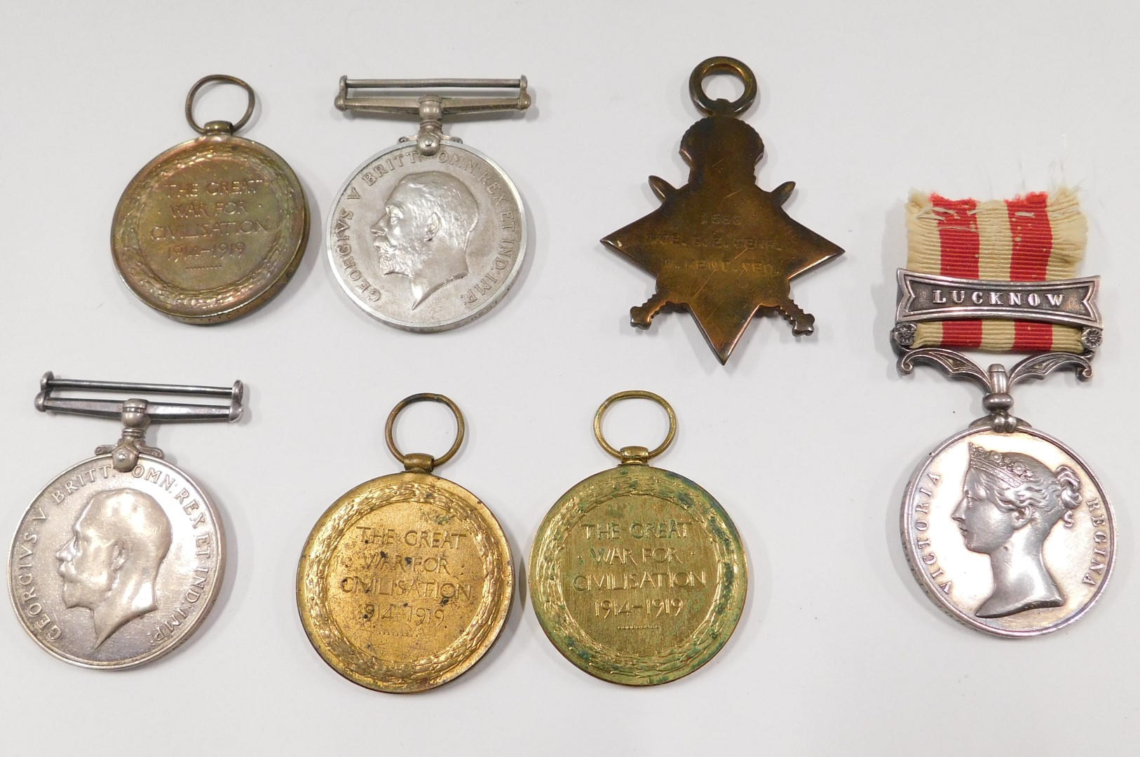 Seven WWI medals, comprising three victory medals, various inscriptions to include SAUSMAN, HANTDER, - Image 2 of 2