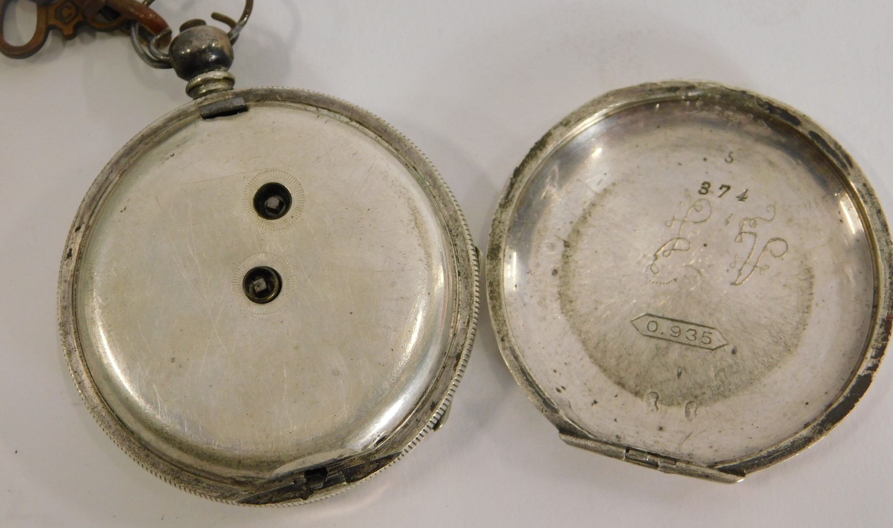 A WE Watts of Nottingham open face pocket watch, in silver case with engine engraved decoration and - Image 3 of 3