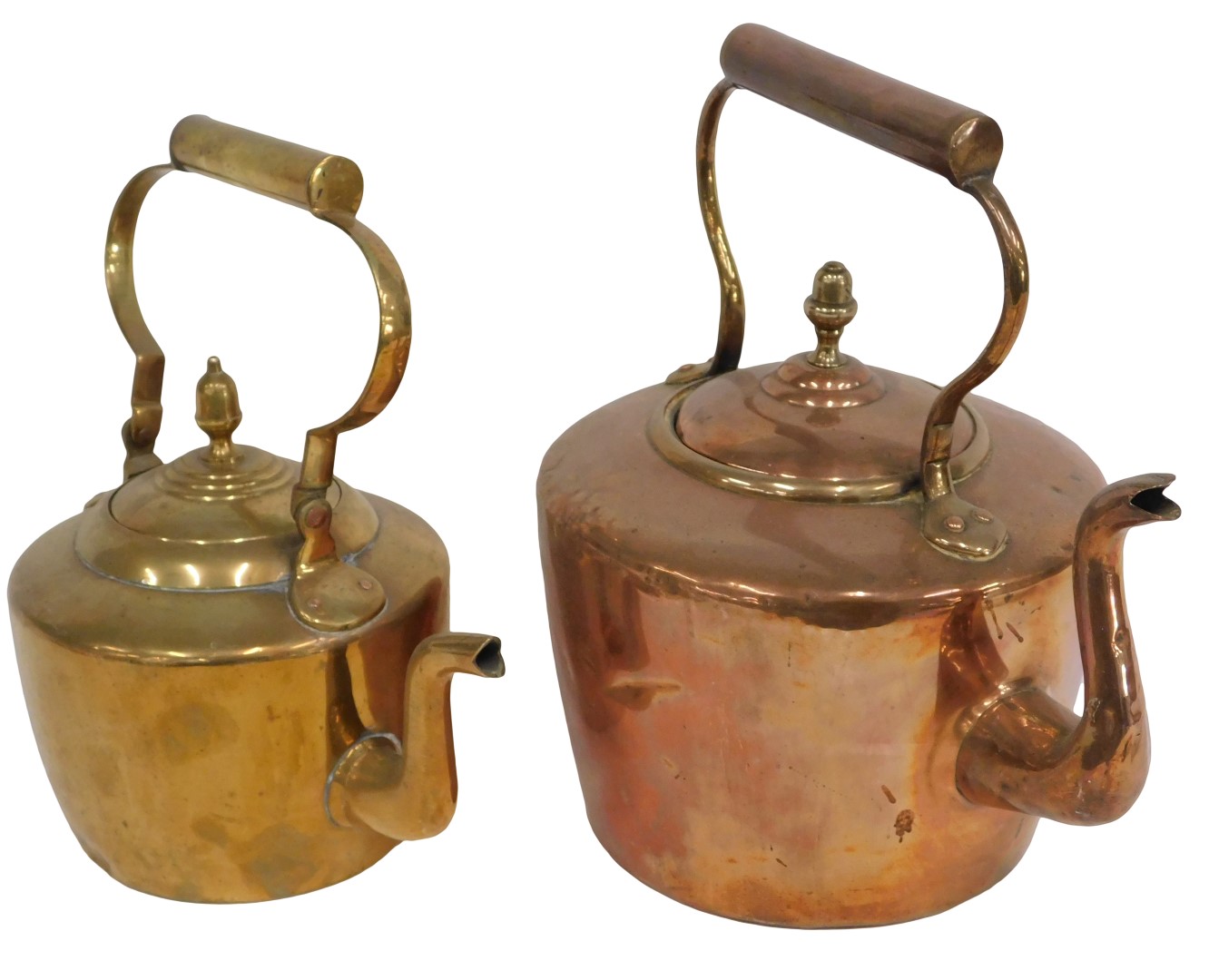 A Victorian copper and brass kettle, and a later brass kettle. (2)