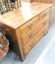 An early 20thC mahogany chest of two short and two long drawers, 77cm high, 103cm wide, 47cm deep.