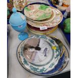 Various cabinet plates, to include Royal Doulton, a blue vaseline glass urn and cover, etc. (a quant