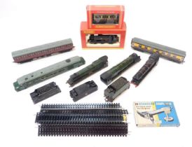 Hornby and other locomotives, and locomotive bodies, including R2274BO-6-OST class J52 locomotive 68