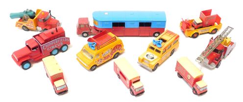 Corgi diecast, unboxed, including Chipperfield Circus articulated horse box, Pinder Jean Richard Lan