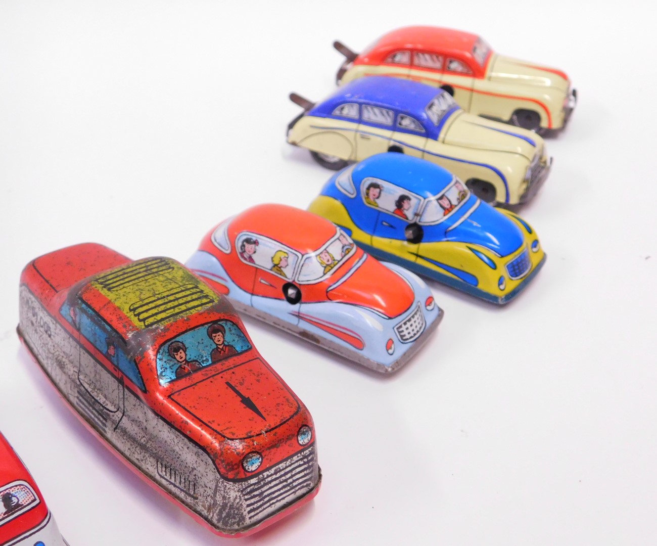 Tinplate models, comprising British made wind up cars, an automatic garage and a London red bus, no - Image 3 of 4