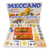 A Meccano set 5, boxed.