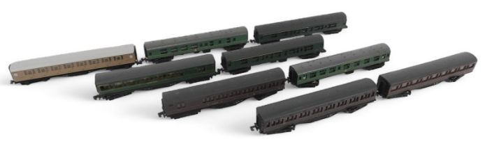 Graham Farish, Lima and Mini Trix N gauge coaches, including number 0683 BR 63ft mark 1 corridor coa