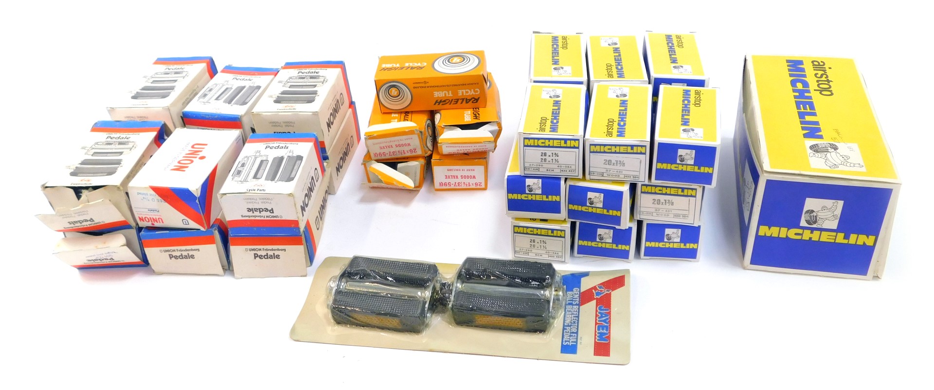 Michelin and Raleigh bicycle parts, to include mainly cycle tubes, boxed. (1 box)