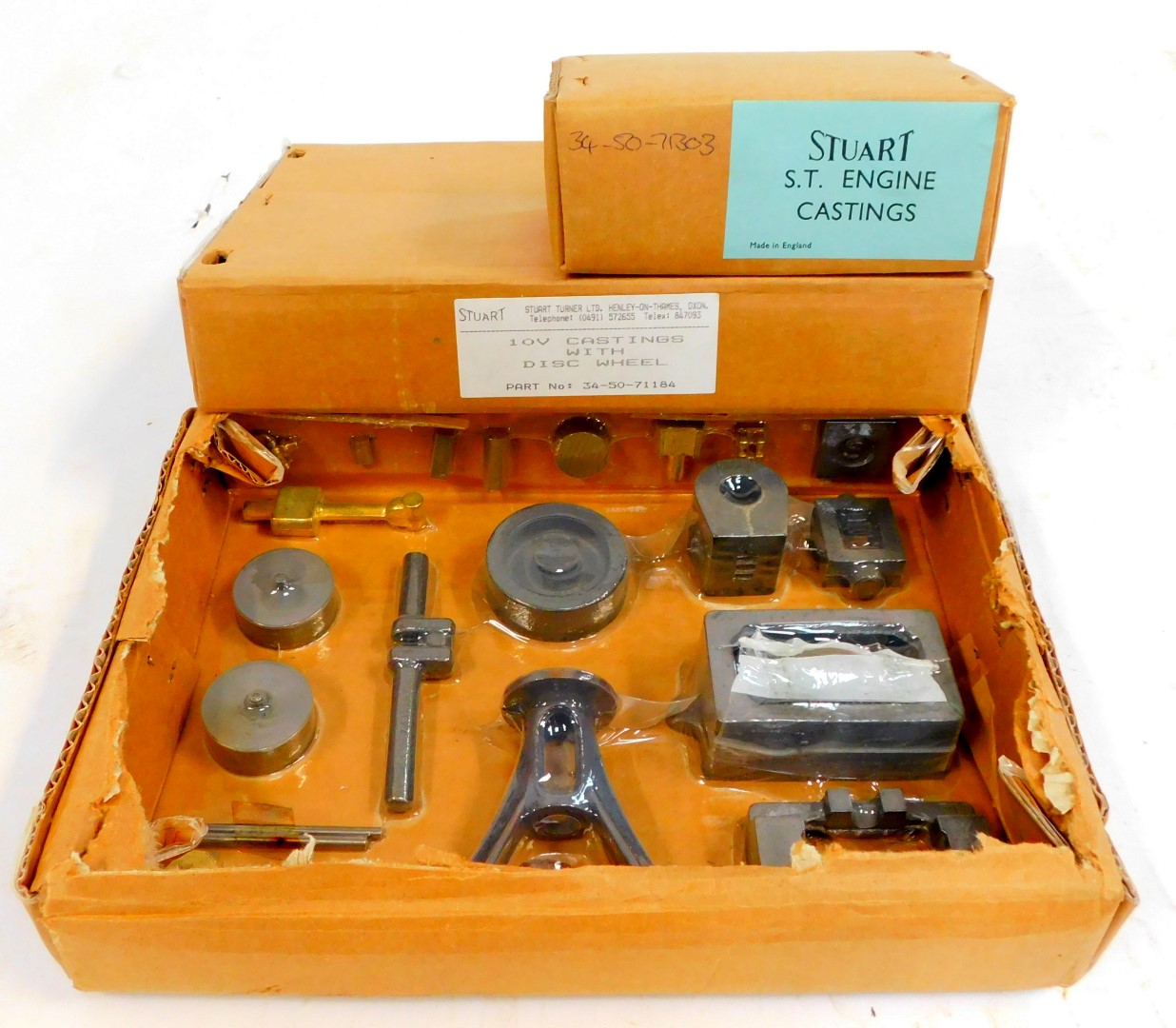 Tools and castings, comprising Stewart ST engine castings, 10 volt castings with disc wheels and a D - Image 2 of 3