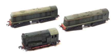 Hornby OO three rail locomotives, comprising BR Class 20 diesel electric locomotives D8000, BR green