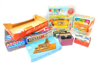Various toys and games, comprising Atomic Pinball by Tomy, Noddy's Toy Land projector, View Master a