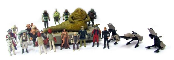 A group of loose Star Wars figures, to include Han Solo, Jabba the Hutt and Princess Leia, Droids, e