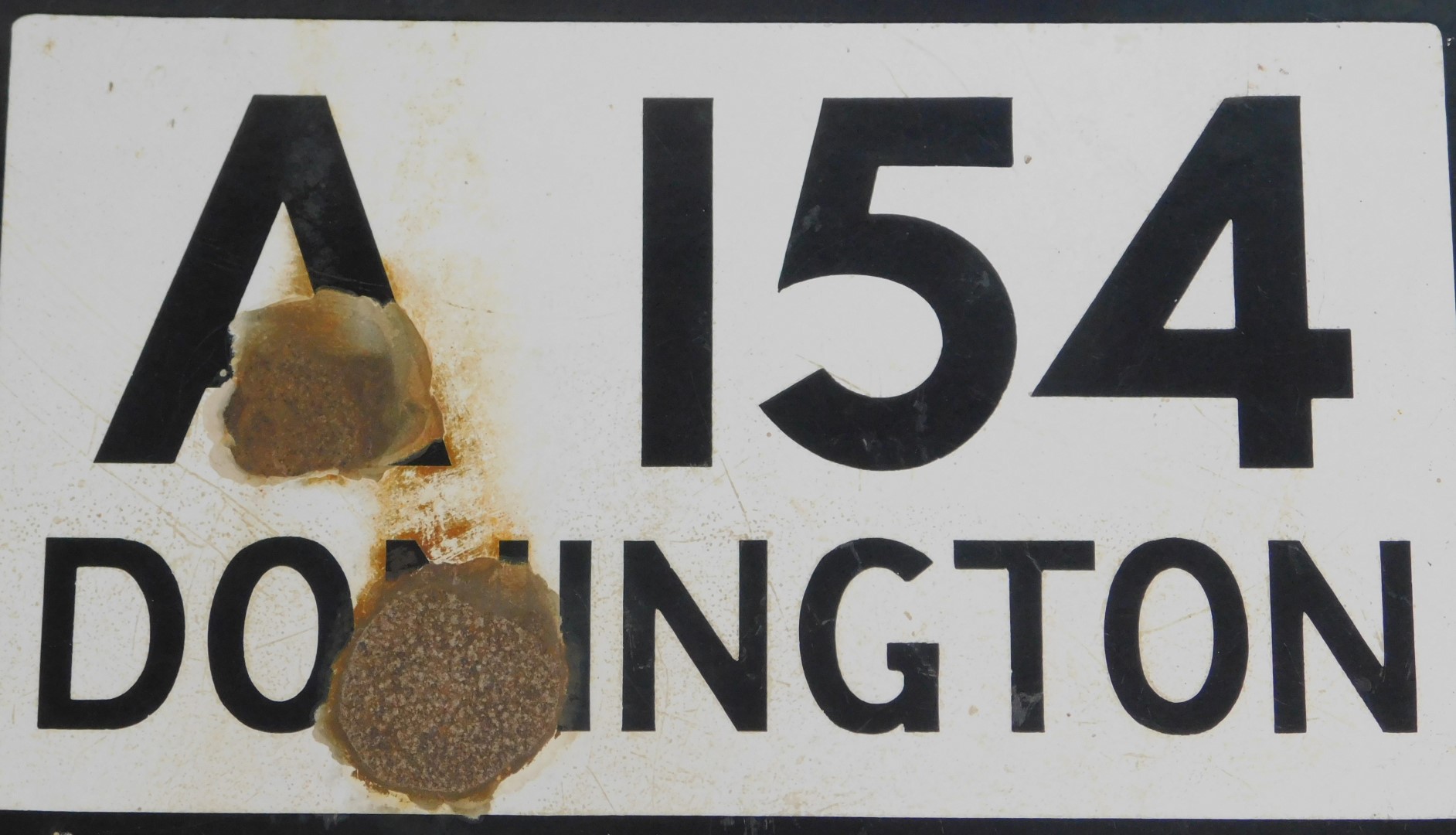 An RAC enamel road sign, for the split division between the A17 Holbech A154 Boston A154 Donington, - Image 2 of 4