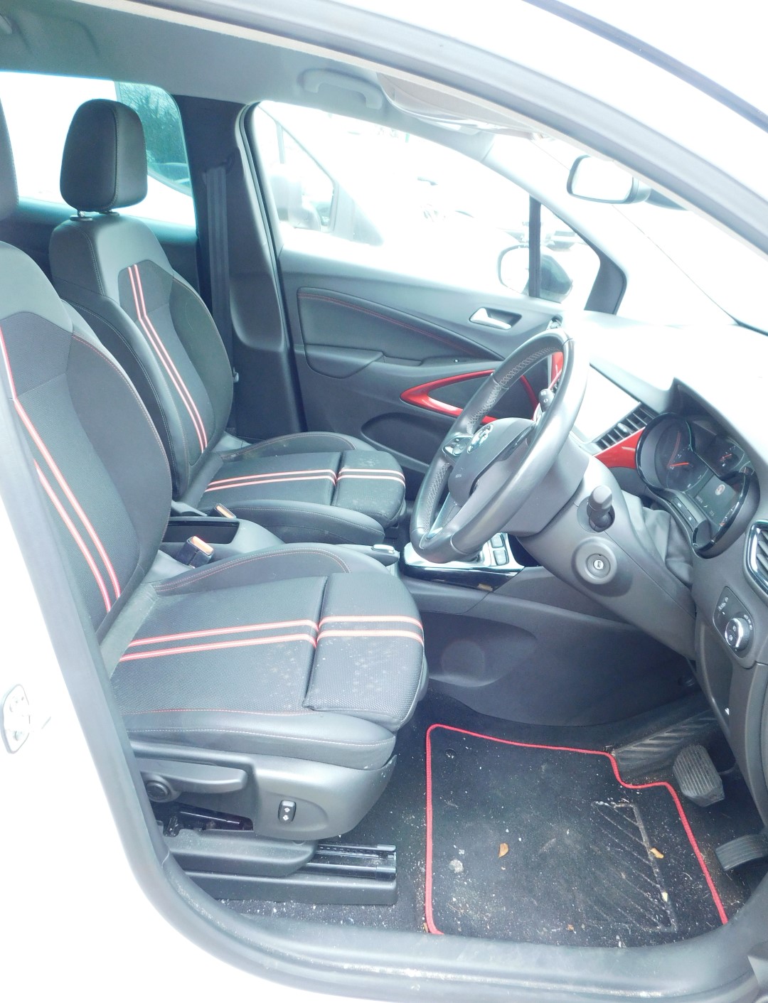 Vauxhall Crossland SRI NAV Turbo Auto five door hatchback, Registration DV21 AVB, petrol, automatic, - Image 3 of 9