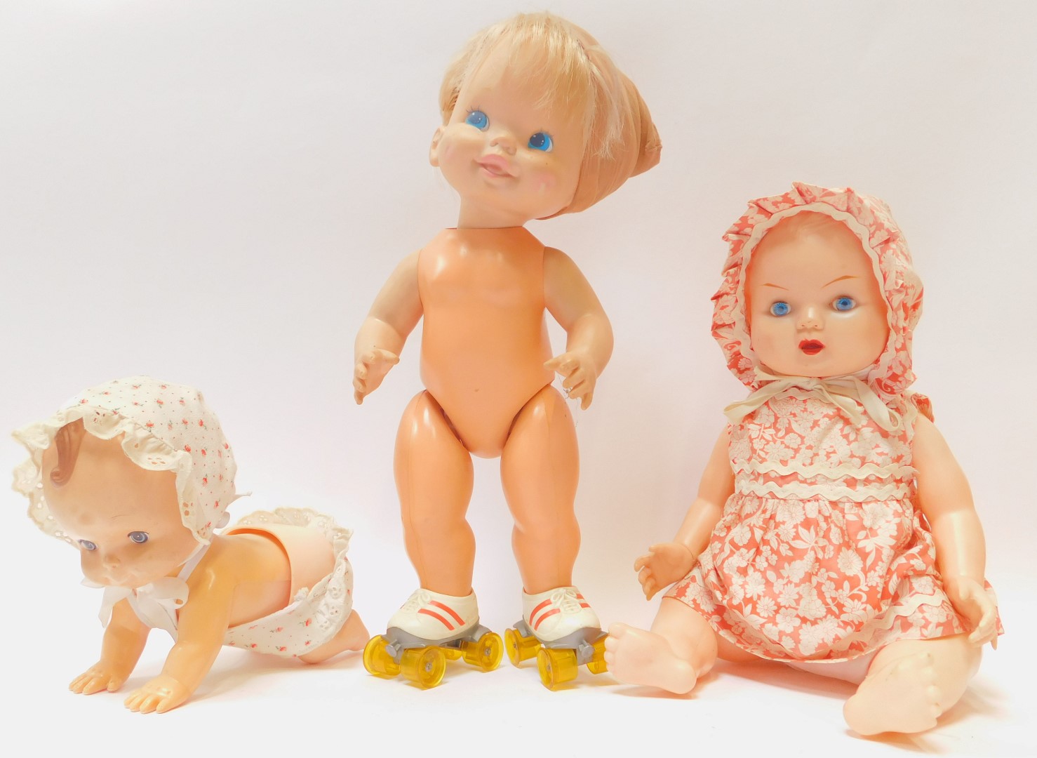 A group of plastic dolls, comprising mainly babies and children, some with clothing. (1 box) - Image 2 of 7