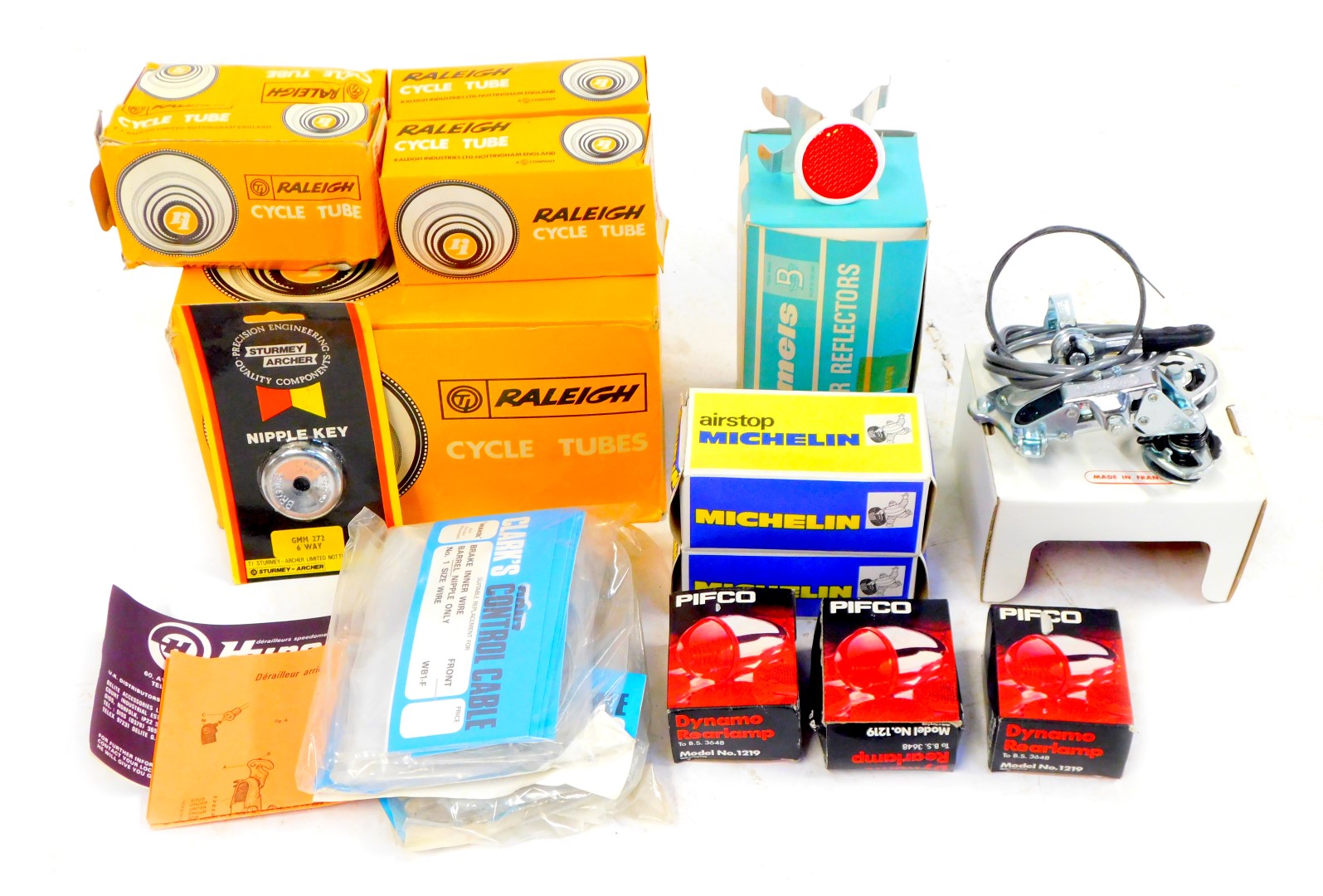 Bicycle parts, to include Clarks control cables, Stumney Archer, GMM six way, Bluemels reflectors, R
