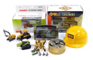 Diecast vehicles and model toys, comprising Claas Lexion 580 1-87 scale model combine harvester 5601