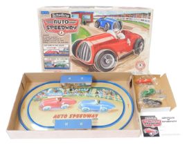 A Schylling Auto Speedway S tinplate car set, boxed.