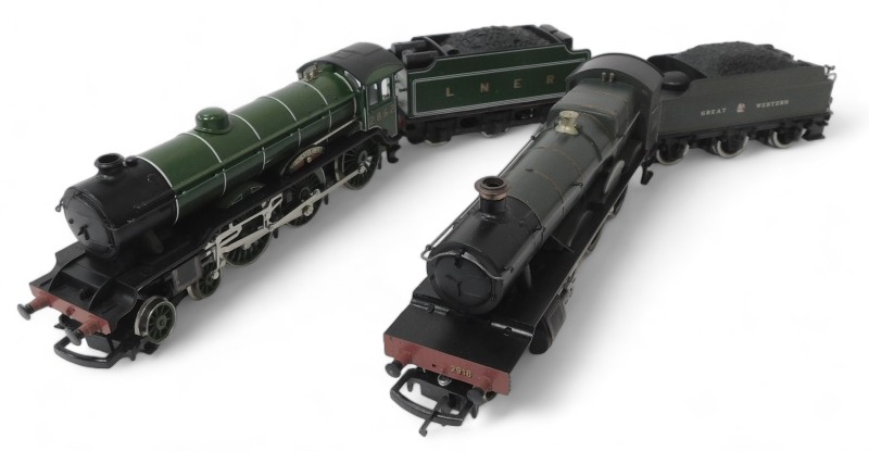 Hornby OO gauge locomotives, comprising 2918 St Catherine, Great Western lined green livery, and B17 - Image 2 of 2