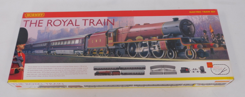 Hornby OO gauge electric train set R1057 The Royal Train, boxed.