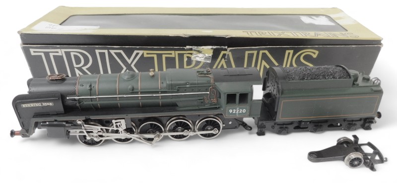 A Hornby OO gauge BR Standard Class 9F locomotive Evening Star, 92220, 2-10-0, BR lined green, in as