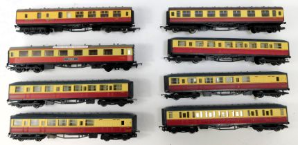 Hornby OO gauge crimson and cream coaches, including first class corridor coach, guards van, etc. (a