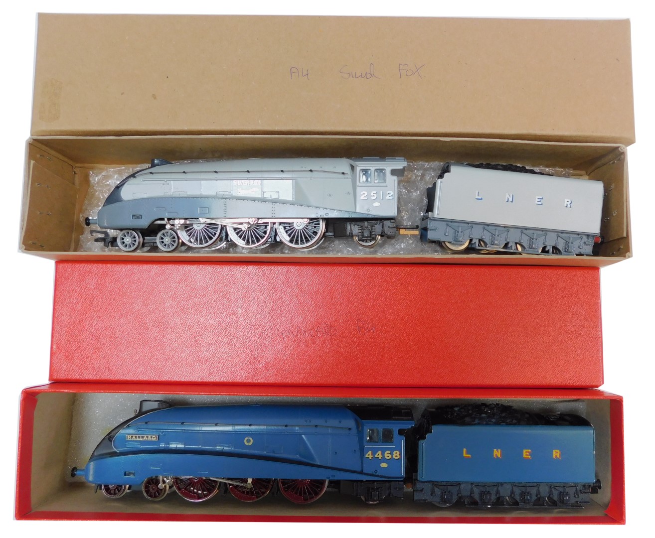 Hornby OO gauge Class A4 locomotives, comprising 4468 Mallard, LNER Garter Blue, and Silver Fox, 251