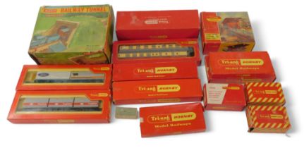 Tri-ang Hornby OO gauge rolling stock and accessories, including R719 freight liner wagon with two c