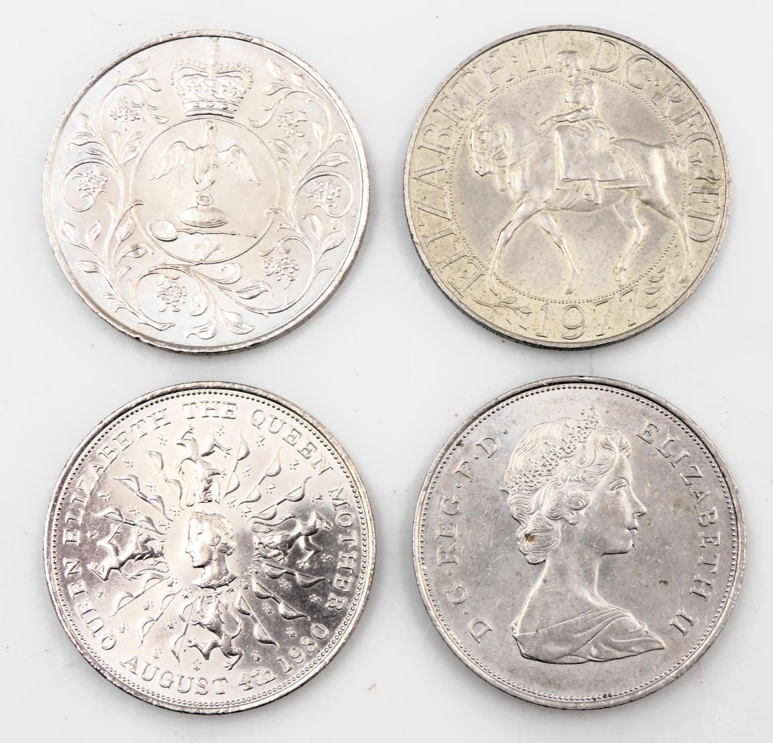 Twenty six Queen Elizabeth II Silver Jubilee crowns 1977, and twelve crowns to commemorate the 80th - Image 2 of 2