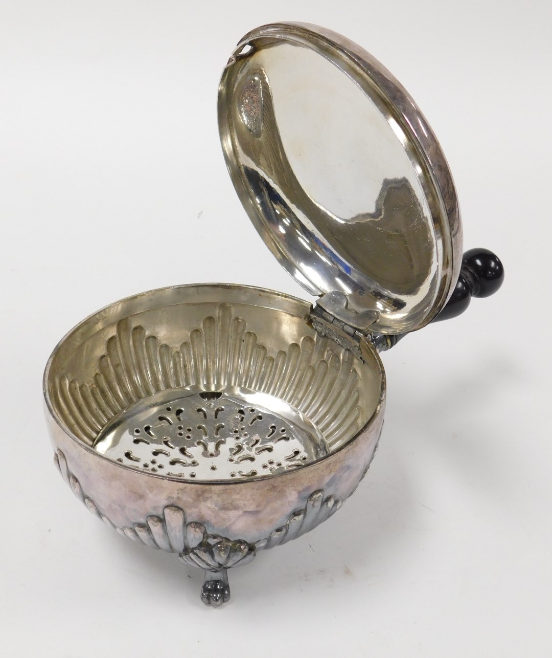 A Victorian silver plated silent butler, with a turned ebony handle, the shell capped hinged lid ope - Image 2 of 3