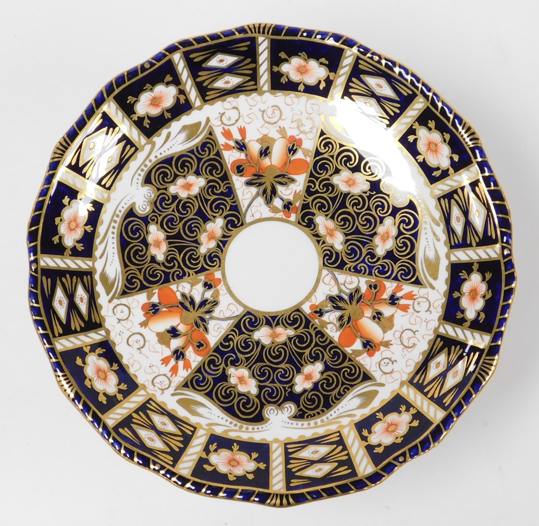A Royal Crown Derby Imari porcelain comport, circa 1921, printed and painted marks, 24cm wide. - Image 2 of 3