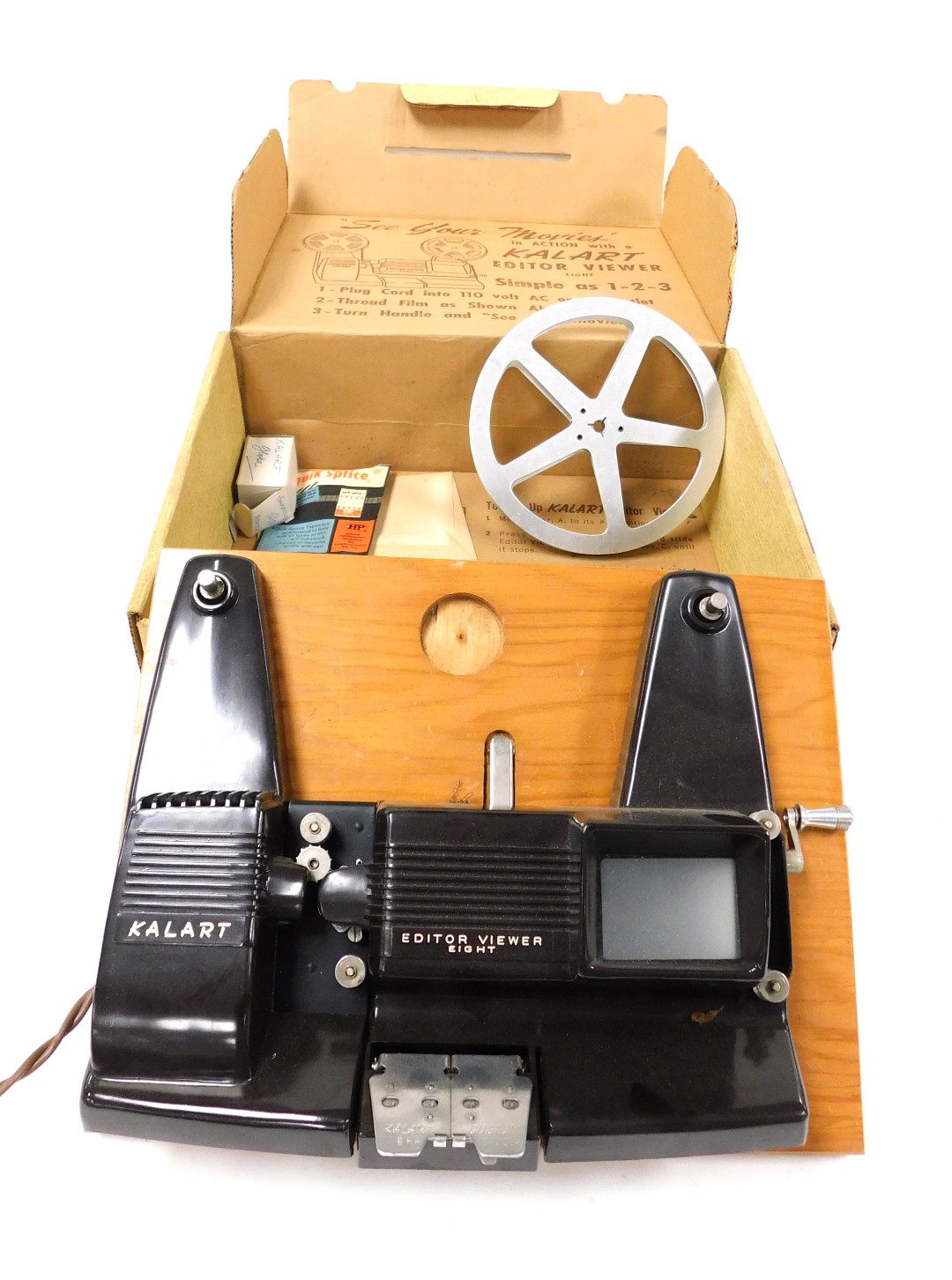 A vintage Kalart Editor Viewer 8, for all 8mm movies, colour and black & white, boxed.