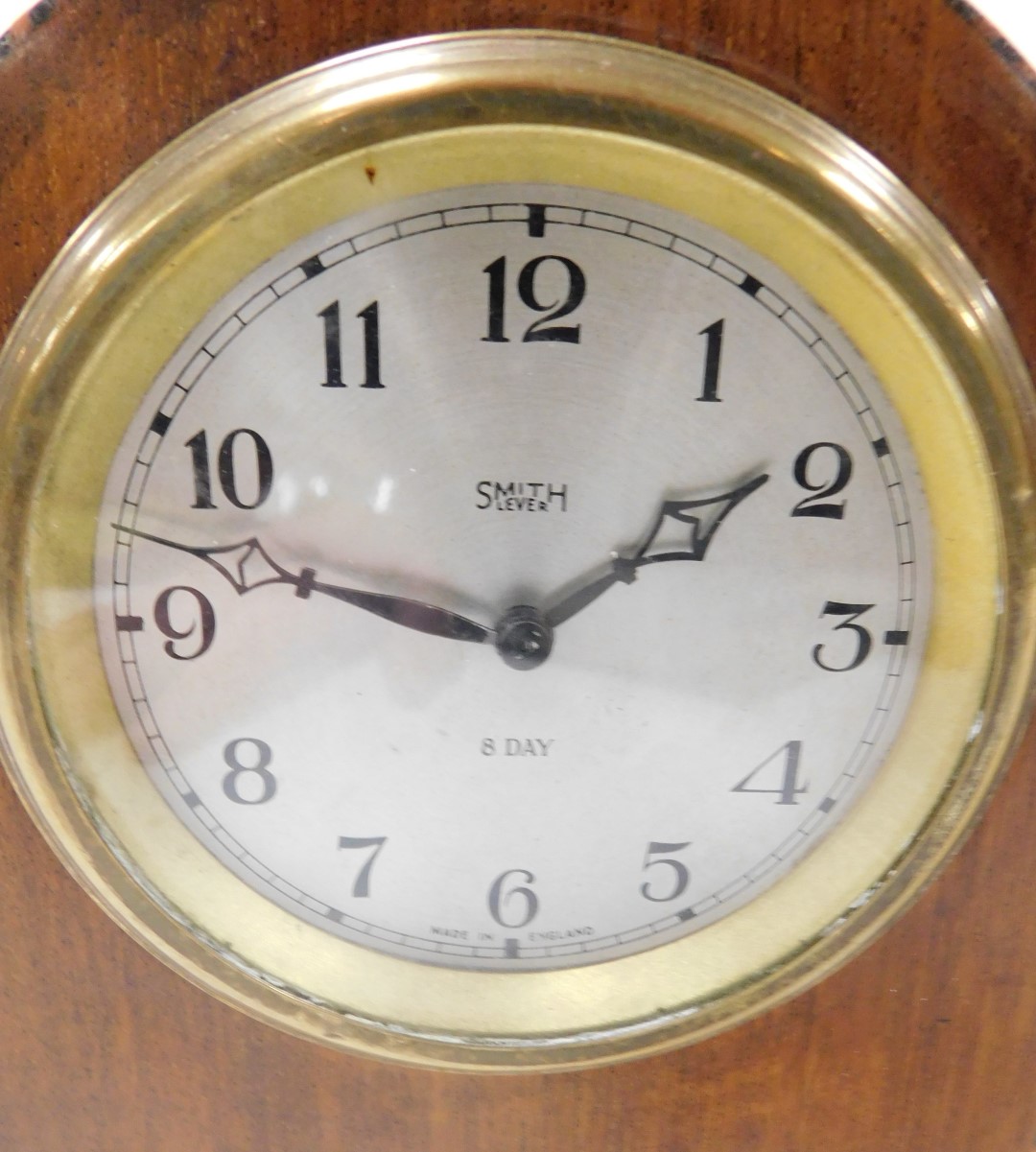 An early 20thC Smiths mahogany cased mantel clock, silvered dial bearing Arabic numerals, eight day - Image 3 of 5