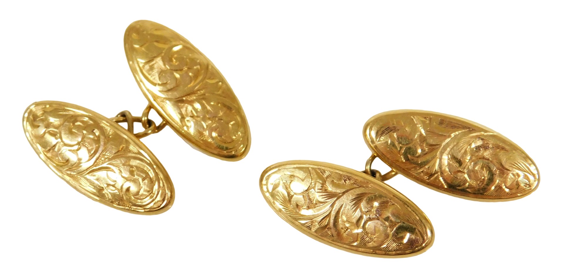 A pair of 9ct gold double oval and chain link cufflinks, with foliate engraving, 2.4g.