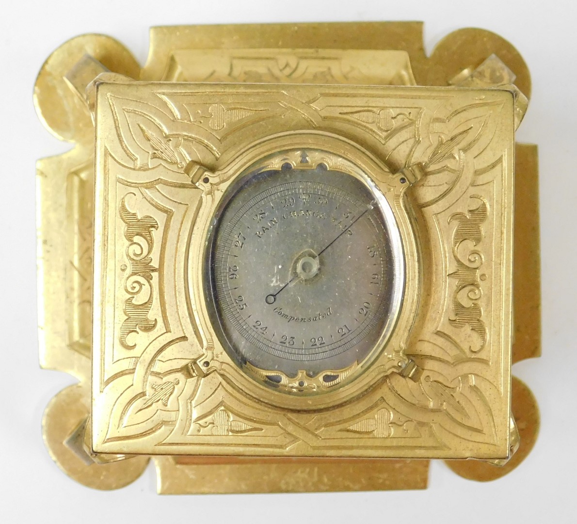 A Victorian brass cased desk clock, of Gothic form, with circular dial bearing Roman numerals, the t - Bild 3 aus 4