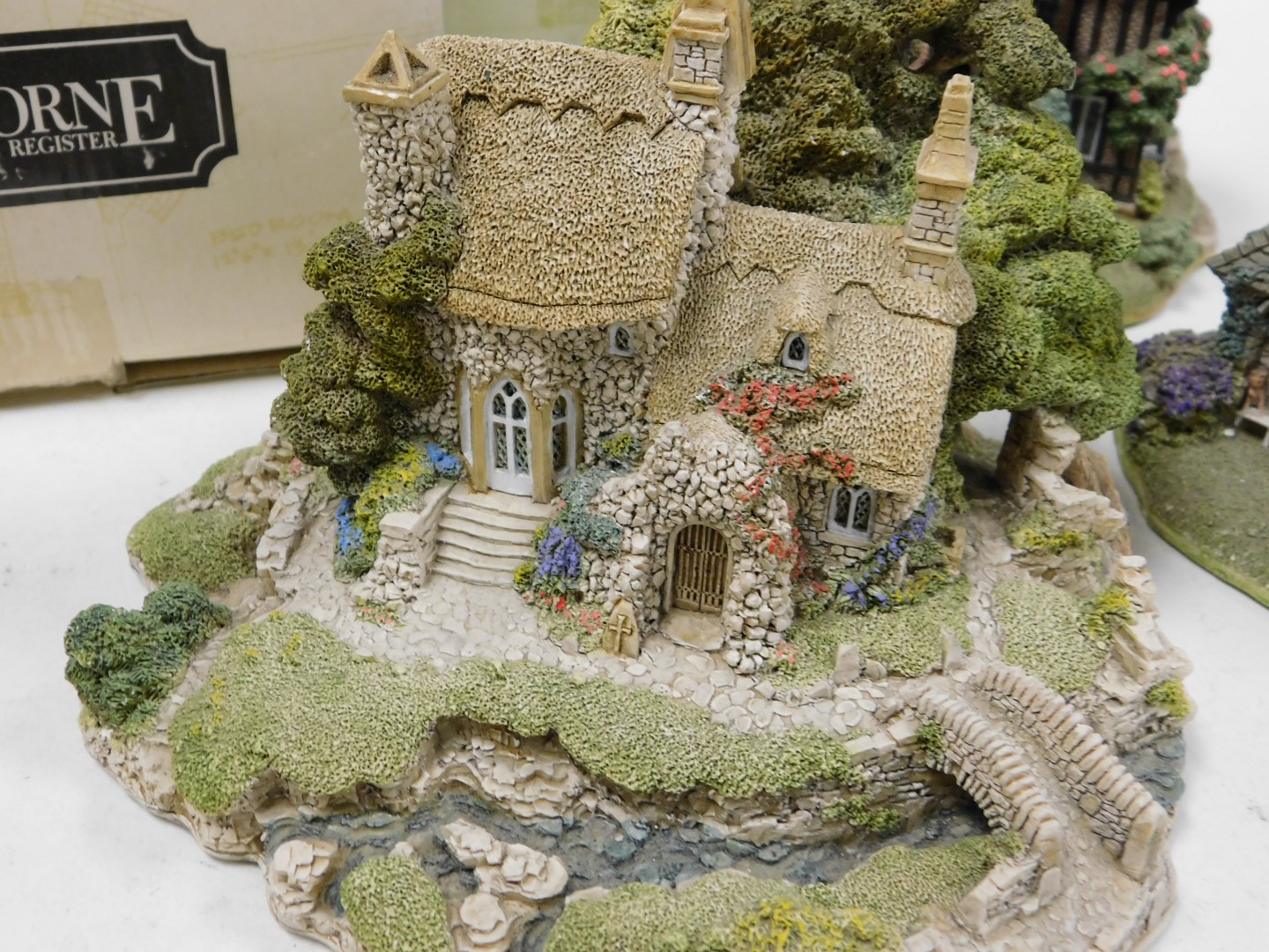 Lilliput Lane and other sculptures, some boxed, including Rose Cottage, Convent in the Woods, Shades - Image 4 of 5