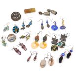 Silver and costume jewellery, earrings and brooches, including turquoise and lapis lazuli set earrin