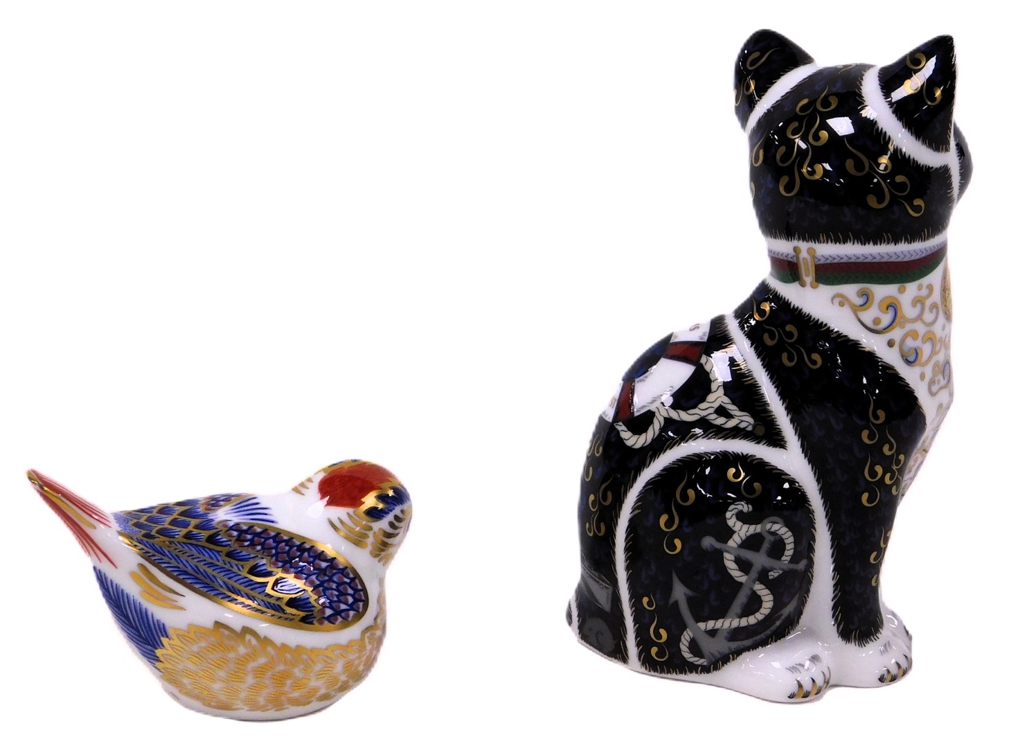 A Royal Crown Derby Imari paperweight, modelled as War Cat, Lest We Forget, limited edition 255/500, - Image 2 of 3