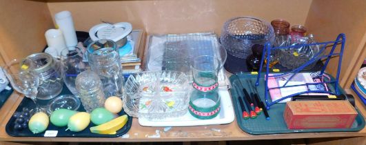 Miscellaneous items, to include glassware, ceramics, picture frames, candles, biscuit jar with handl