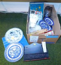 Miscellaneous items including a blue and white Willow pattern cake plate, serving dish with four sec