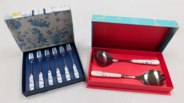 A Portmeirion Botanic Blue pattern set of six pastry forks and an set of Aynsley Camille salad serve