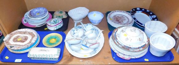 Ceramics, to include jelly moulds, ladles, pin tray, dishes, saucers, covered dish, bowl, tureen cov