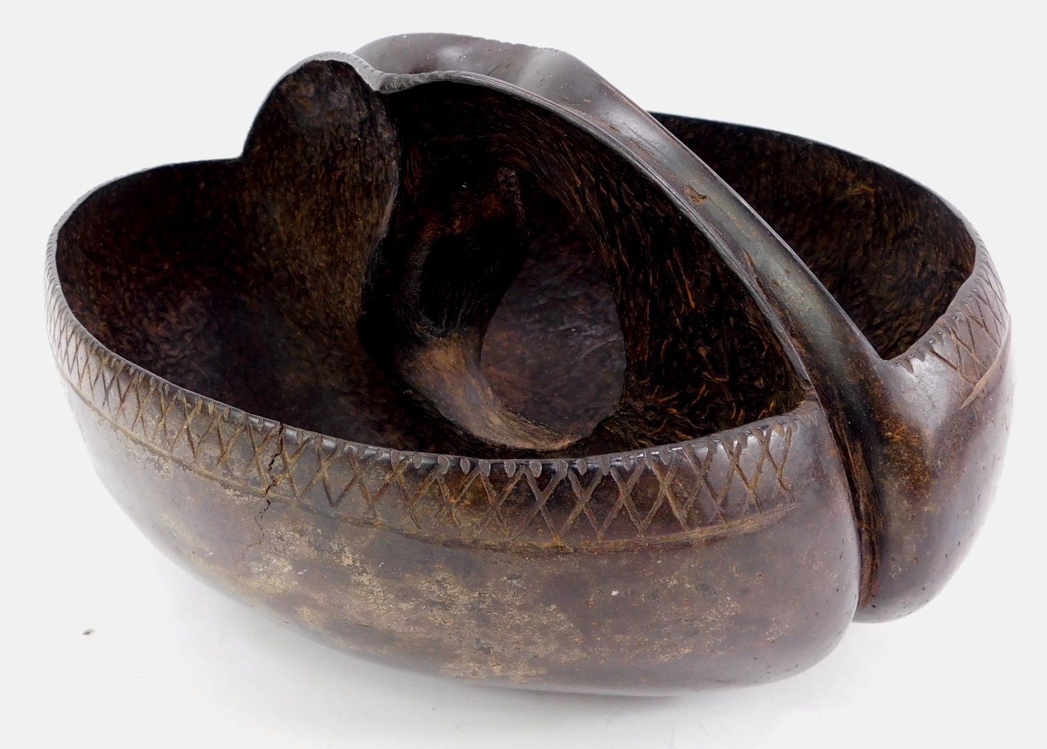 A coco de mer trug, 26cm wide. - Image 2 of 2