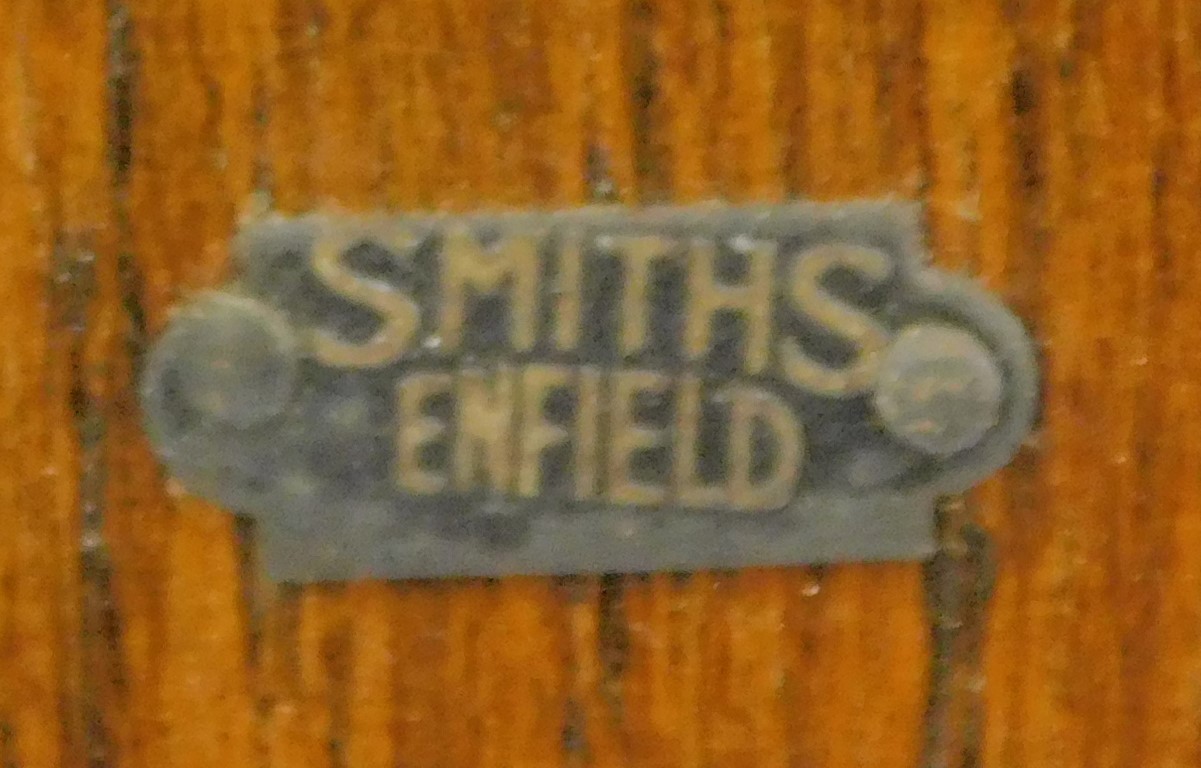 A 20thC oak cased grandmother clock, the circular dial bearing Arabic numerals for Smiths Enfield, - Image 3 of 4