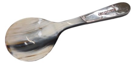 A silver handled and horn spoon, the silver handle stamped PJM with Sheffield Millennium marks, 11cm
